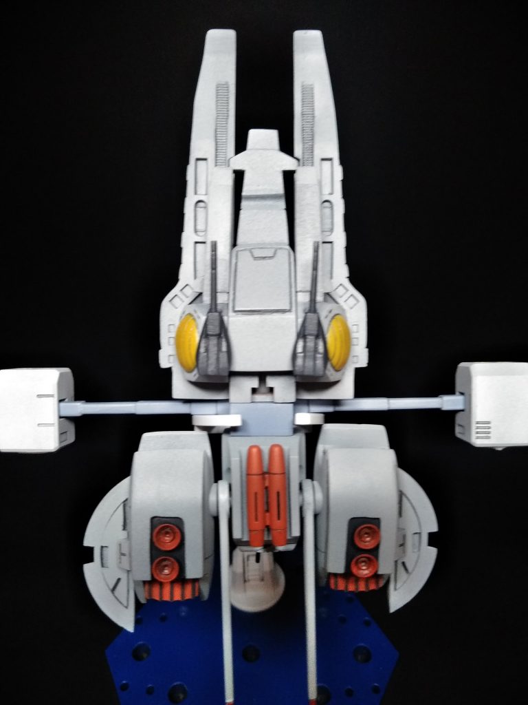 裏側はサフカラーのまま、影の雰囲気に。