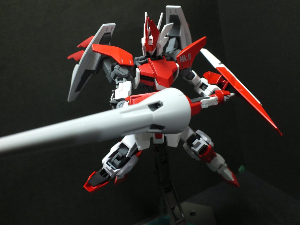 槍を構えて。この槍好きだけどポージングはよく分からないですね（汗