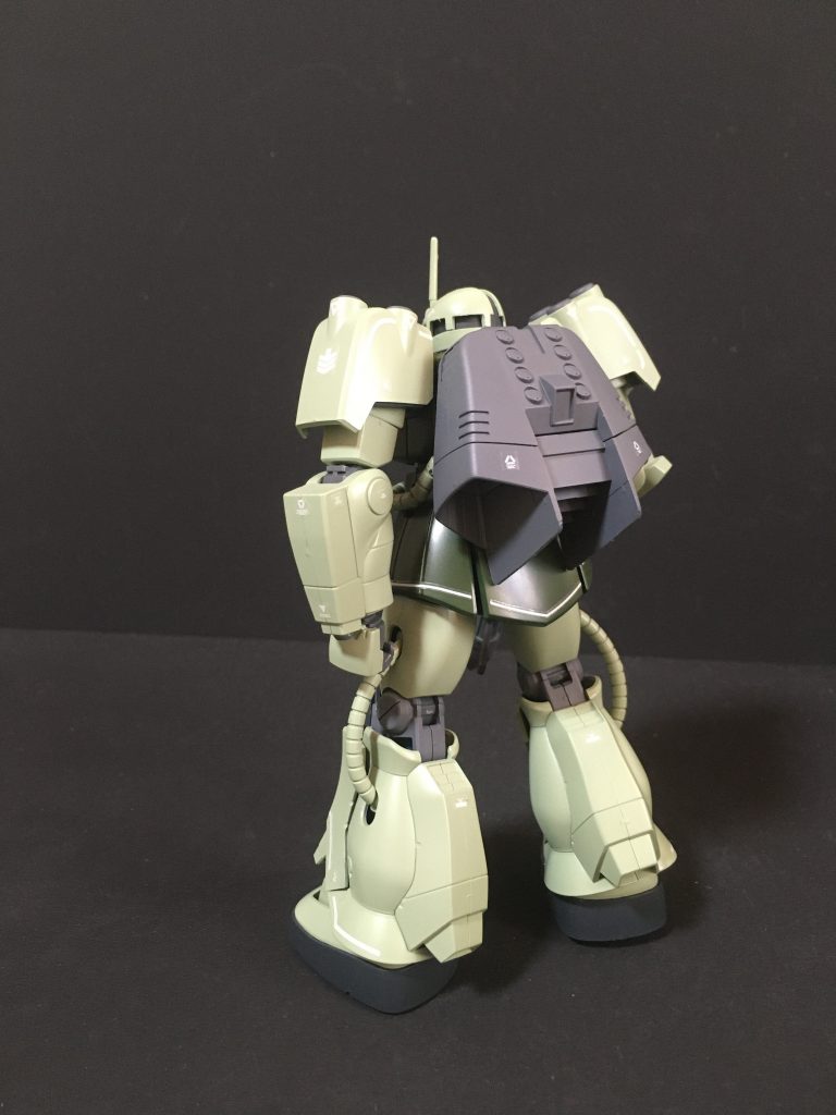 後方ショットオリジンMSDシリーズで水中型ザクが発売されないですかね。並べてみたいです。