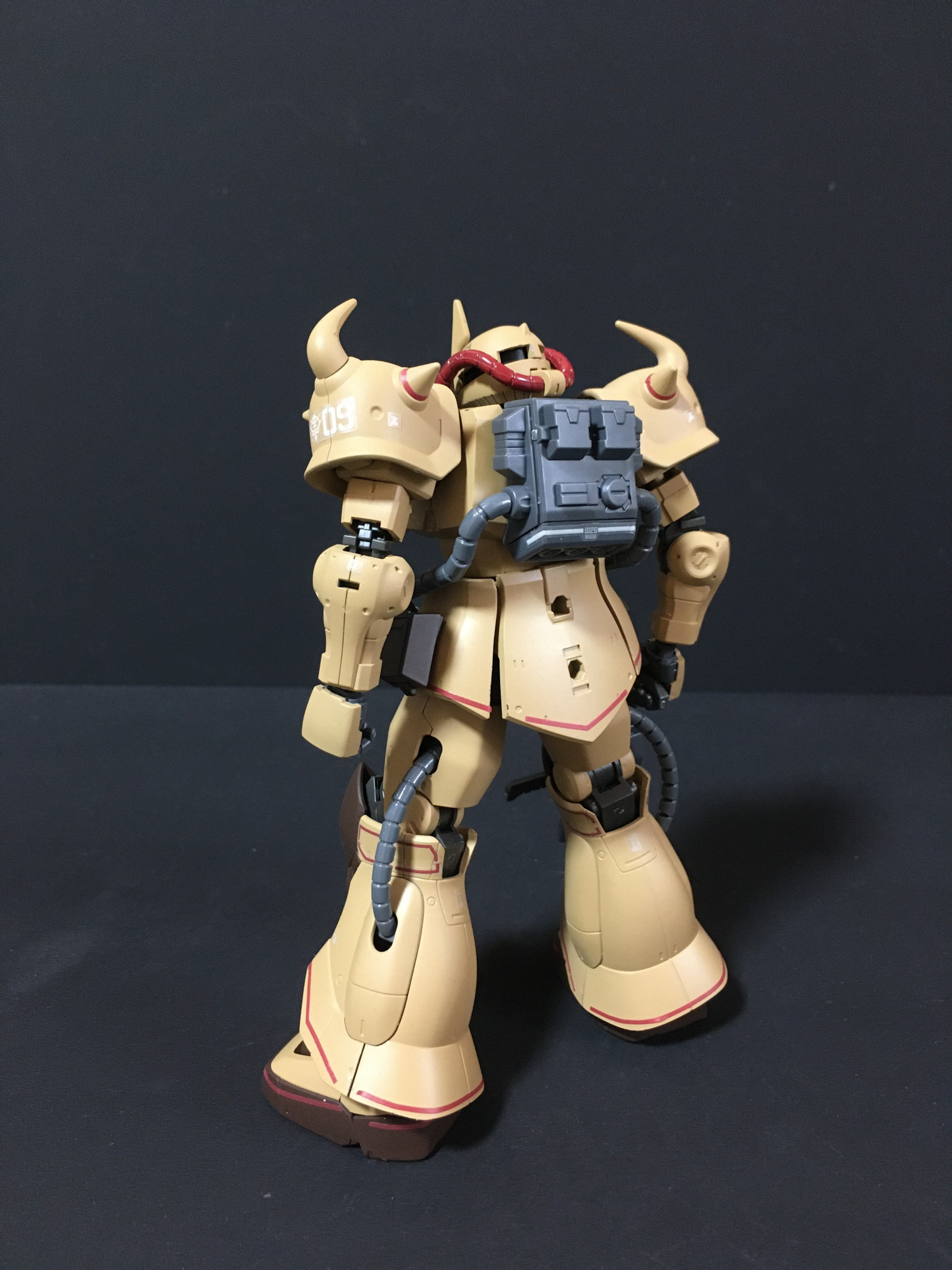 HG プロタイプグフ（デザートカラー）全塗装完成品 ガンプラ 1/144