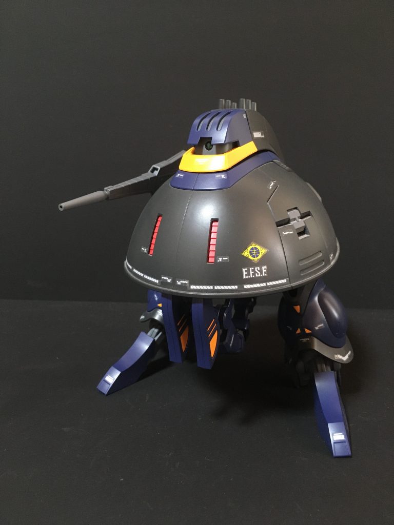 ガウォーク形態もとい、MA形態です。MS形態になる必要はあまりないのでは? と思います。。。