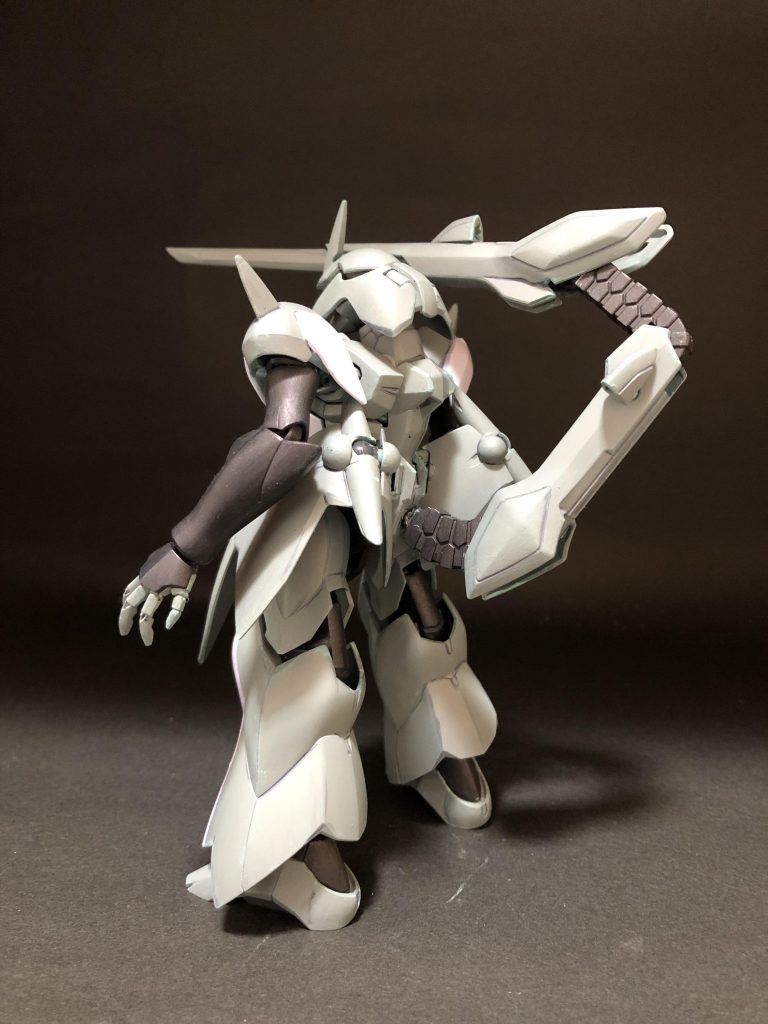 みどりは作りなれているからかんたんだろうと思っていたのですが、ザクとジェガンの真ん中くらいの色合いで案外苦戦してしまいました。筆塗り　全塗装ガンプラ　2022 その60