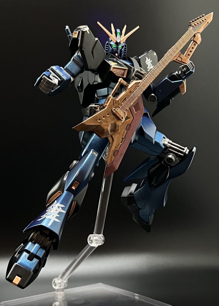 EG νガンダム–2枚目/制作者：@BradlyHammond