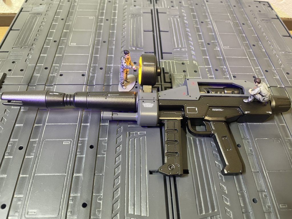 レーダーサイトの蛍光塗装による整備兵への照り返しがお気に入り。