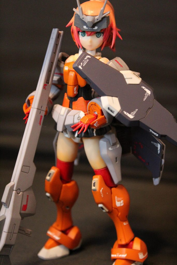 使用ガンプラ:HG G-アルケインhttps://bandai-hobby.net/item/1210/コトブキヤ フレームアームズガール:轟雷https://www.kotobukiya.co.jp/product/product-0000001560/髪の毛やフェイスパーツはジャンクFAGから