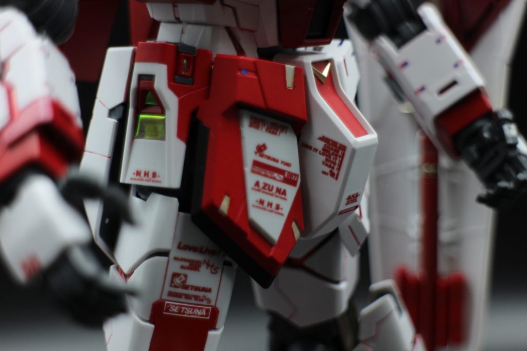 コーション風のデカールも全てオリジナルデザイン。市販品は一切使っていません。近所のコンビニが新型の複合機を導入していて、印刷の解像度が上がりました。嬉しい誤算でした。