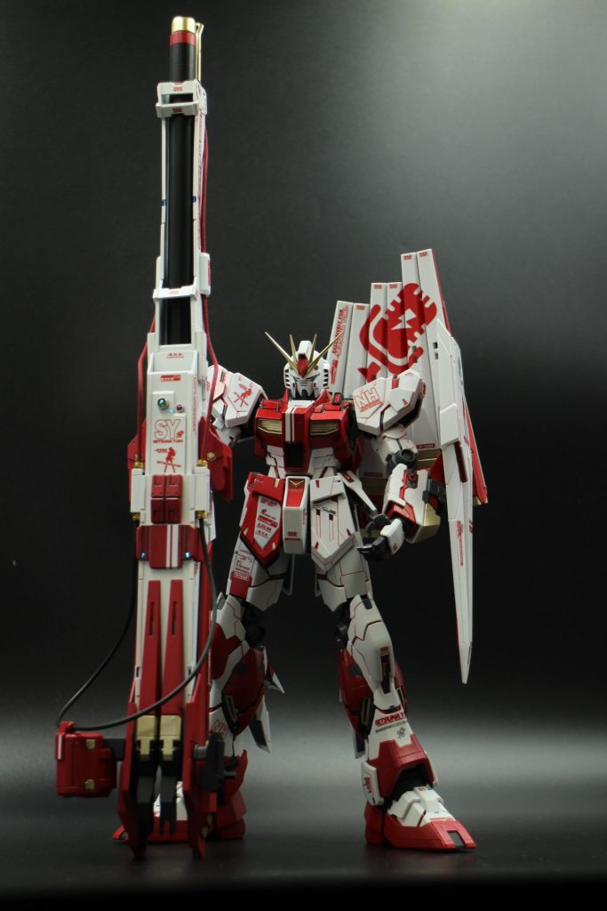 急にスクラッチのスイッチが入って、オリジナル武装「スカーレット・メガ・ストーム・バズーカ」も制作。名前は気にしないでください。