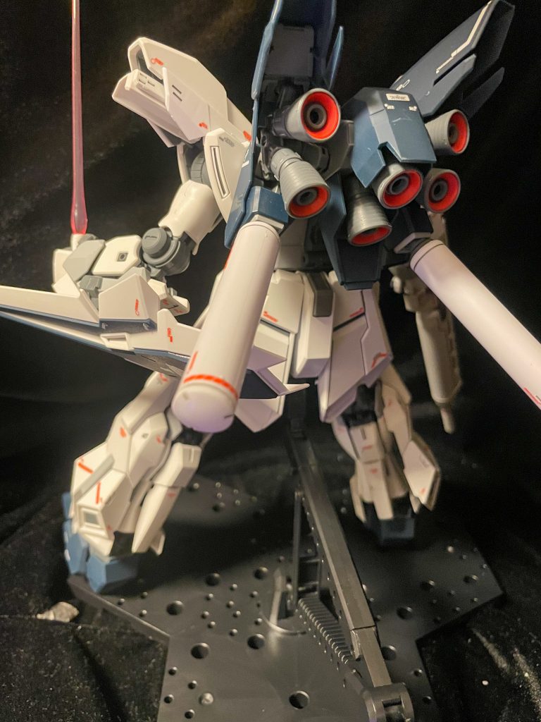 バックパックは無塗装でこれ。