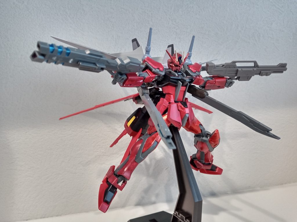 ビルドストライクのビームライフルムーンガンダムのビームライフルともに合います！フルブラスト！！