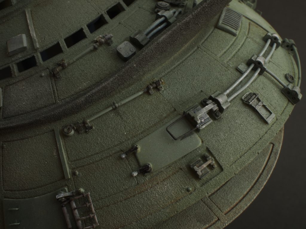 要所にパイピングを仕込みました。