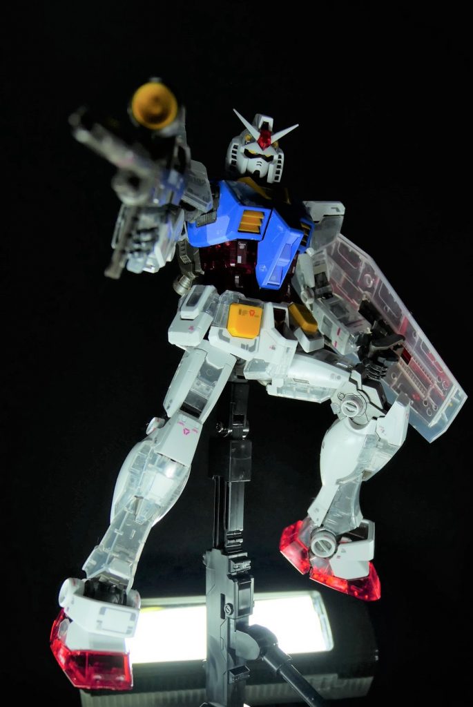 連邦の白い悪魔（MG RX-78-2ガンダムVer.3.0）–4枚目/制作者：suteteko76