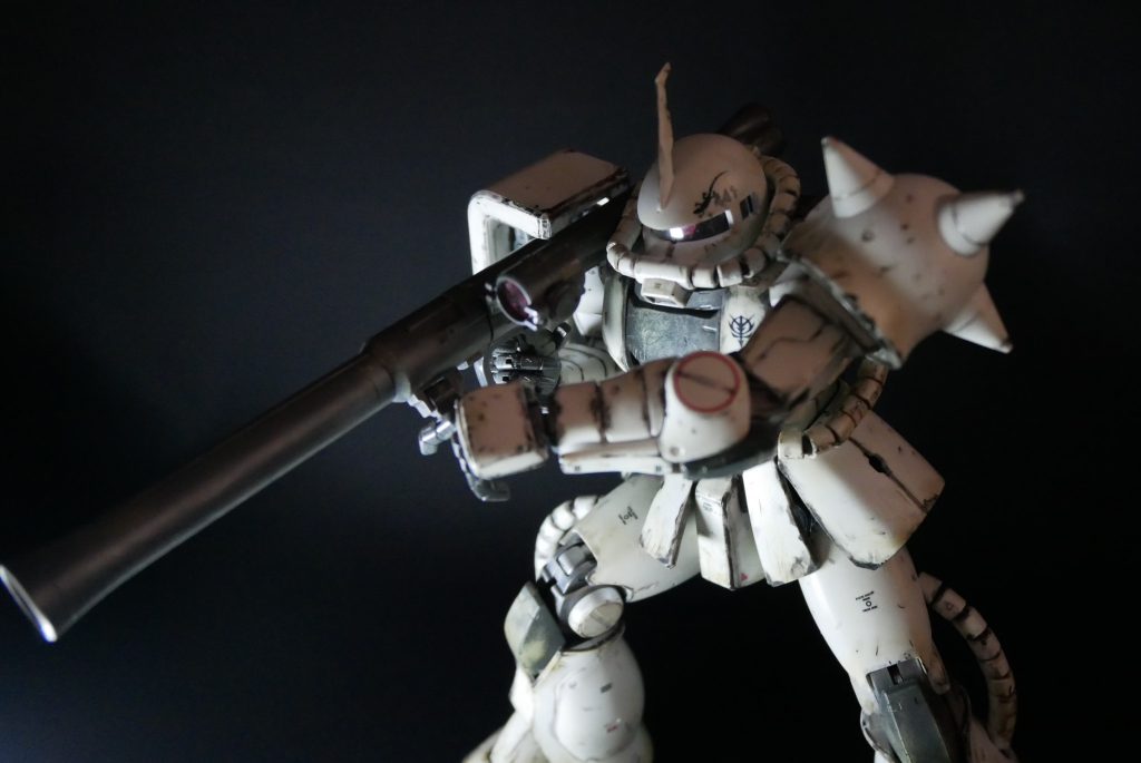 撃っては・・・