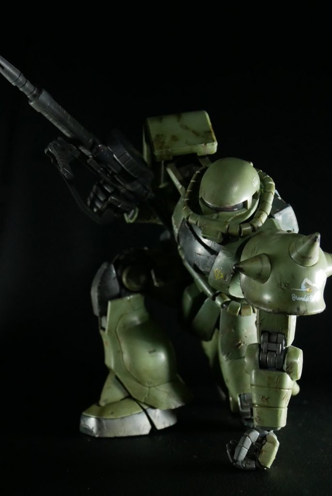 購入当時、本当にこのポーズがとれるのか何度も、がちゃがちゃポージングをとらせたものです。