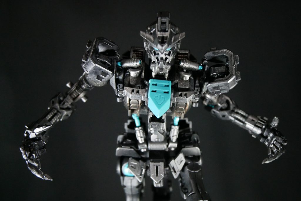 エクシアにも似ているw