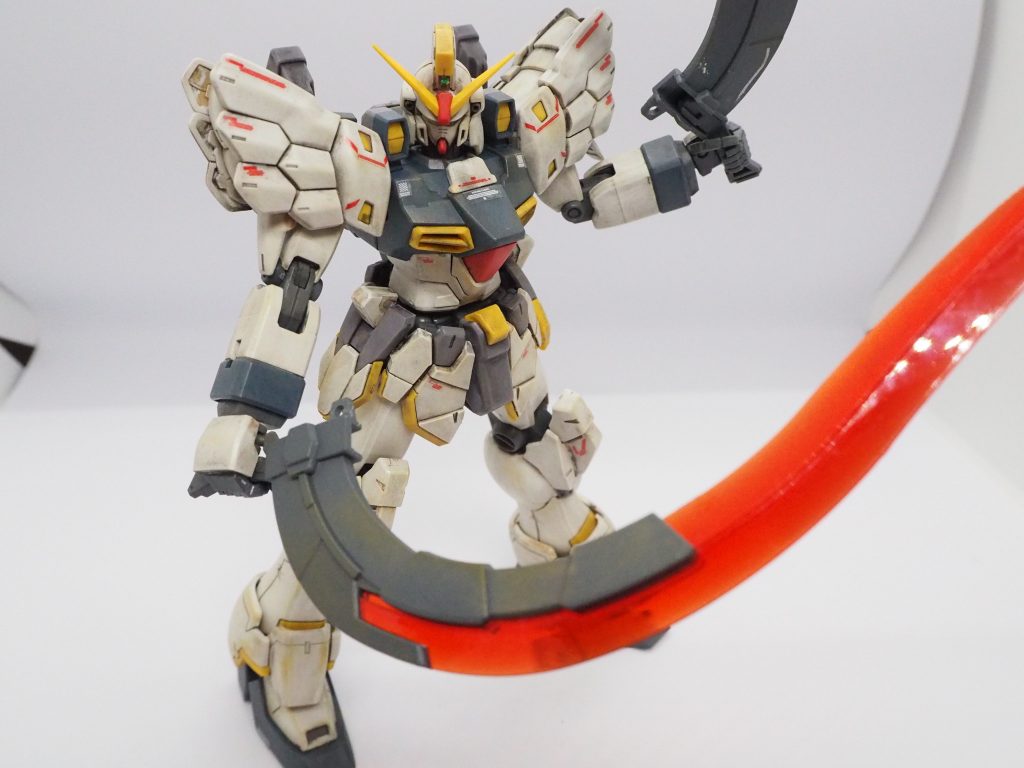 がっつりウェザリングは施しても、一騎当千のイメージなのでダメージ加工は無し