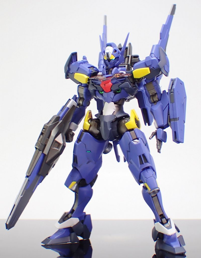 バックパックを反転させてヒュッケバインっぽくしてみました。