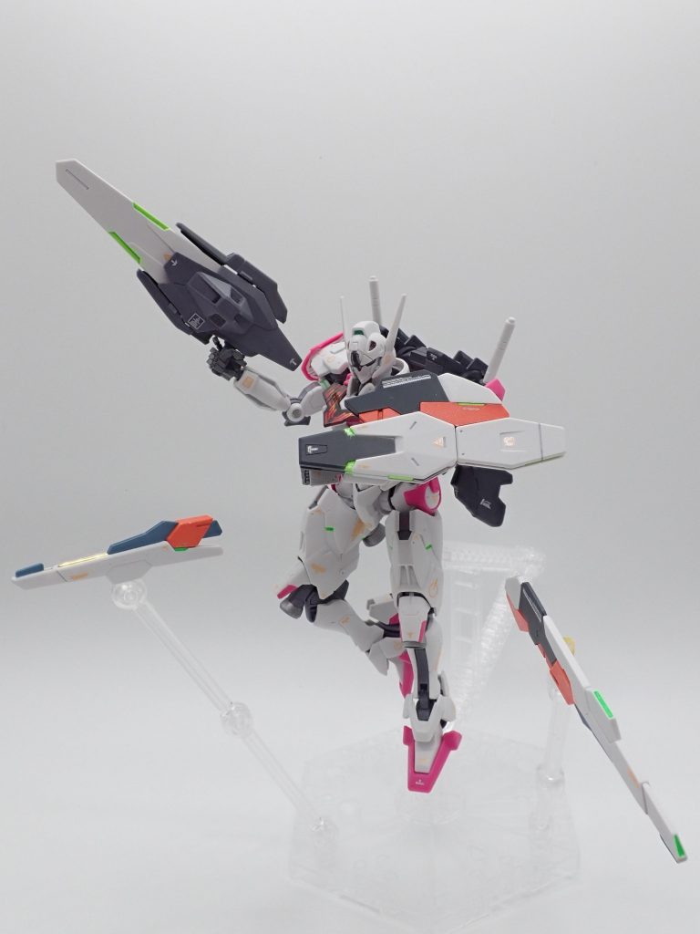 劇中では様々な形態で活躍したビットステイヴ組み替え遊びみたいなプレイバリューもちょっと楽しいっす!