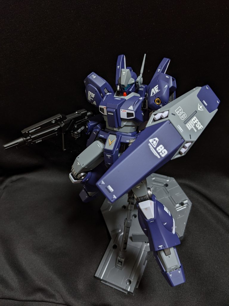 ジェスタがジェガンの上位機体とのことなので色が合わない訳ありませんw作例とかも私が見た限りでなかったのでやってみたところ個人的には合うなぁと思っちゃいました(^^)