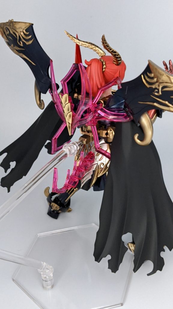 背面いろんなジョイントを組み合わせて、形にしました。