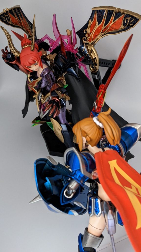 サタンフミナ「ラスボスは、滅びたと思わせての復活が様式美のようだぞ」フミナ「そうだとしても、なんで、私になってるのよ!!」サタンフミナ「うむ、それは謎だが、世界の意思を感じるな」