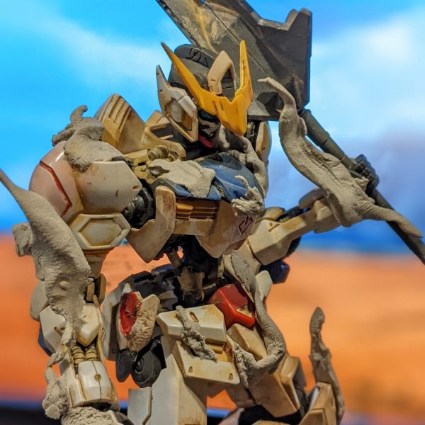 戦火の中で…HGバルバトス