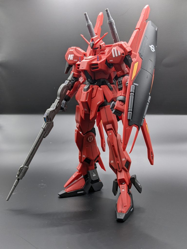 部分塗装つや消しシャーペンスミ入れデカールつや消しの、順に作成  バーニアはガンダムマーカーを使用 