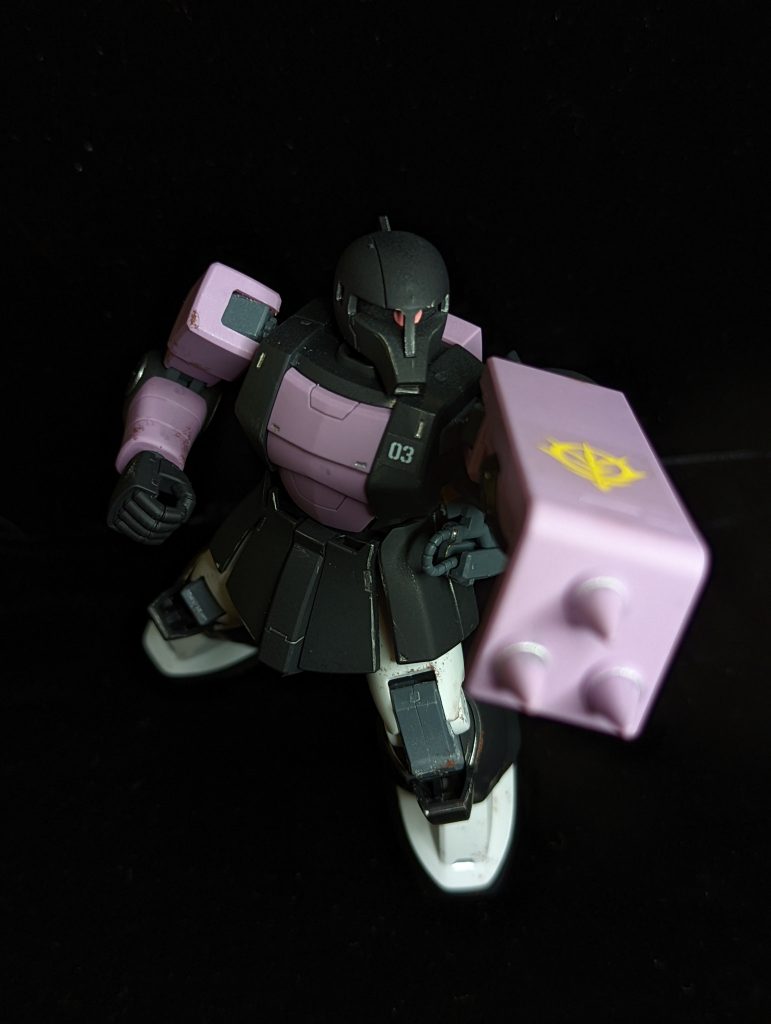 HGUC 1/144 ザクI 黒い三連星仕様 つや消しトップコート–5枚目/制作者：@dora_e_m