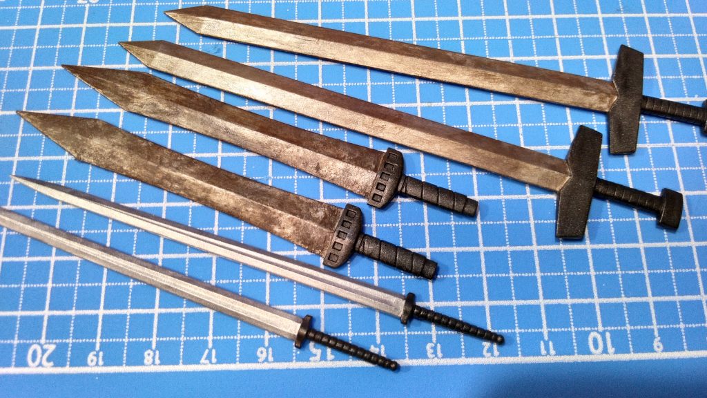 シルバー塗装は下手すぎて、誤魔化しでサビを入れたらサビすぎました・・・。これはガンプラ本体も相当なダメージ表現が必要になってしまいますね。スケモは塗装していますがガンプラはあまり塗装しないので、今回のものも素組みで磨いて艶を出して終わらせているものだけです。