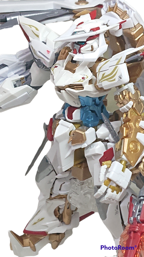 デカール上手く貼れたと思ってます腰のメタリックブルーが気にいってます！