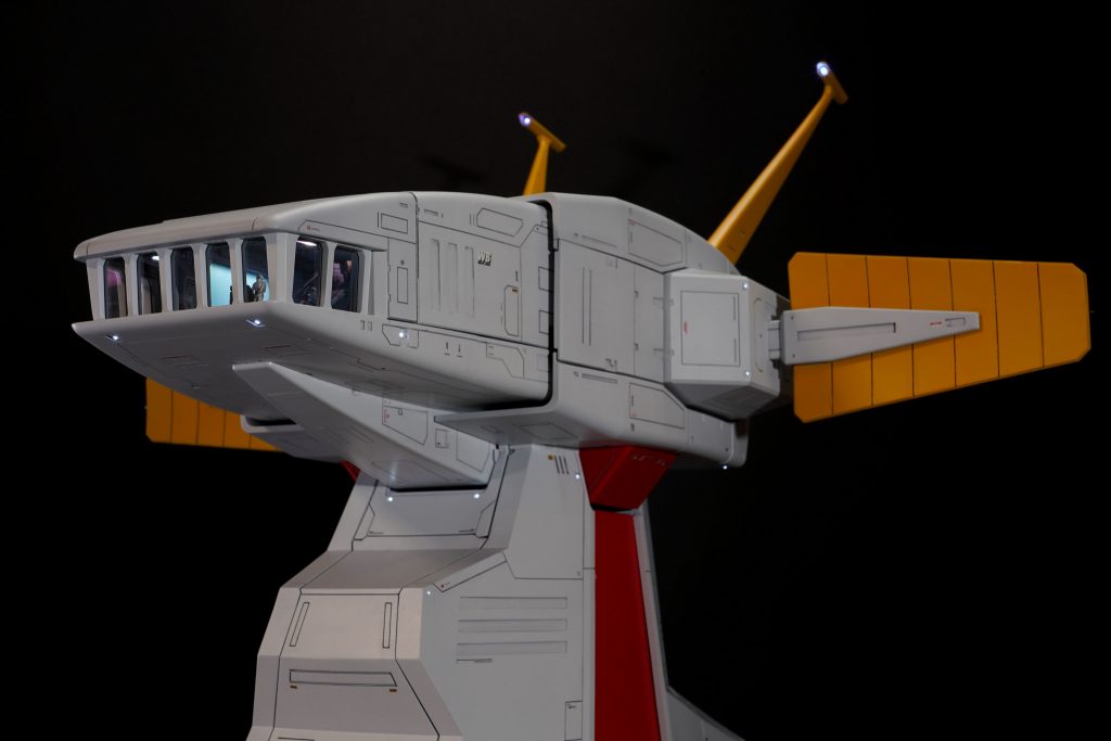 斜め下から見上げるとこんな感じです