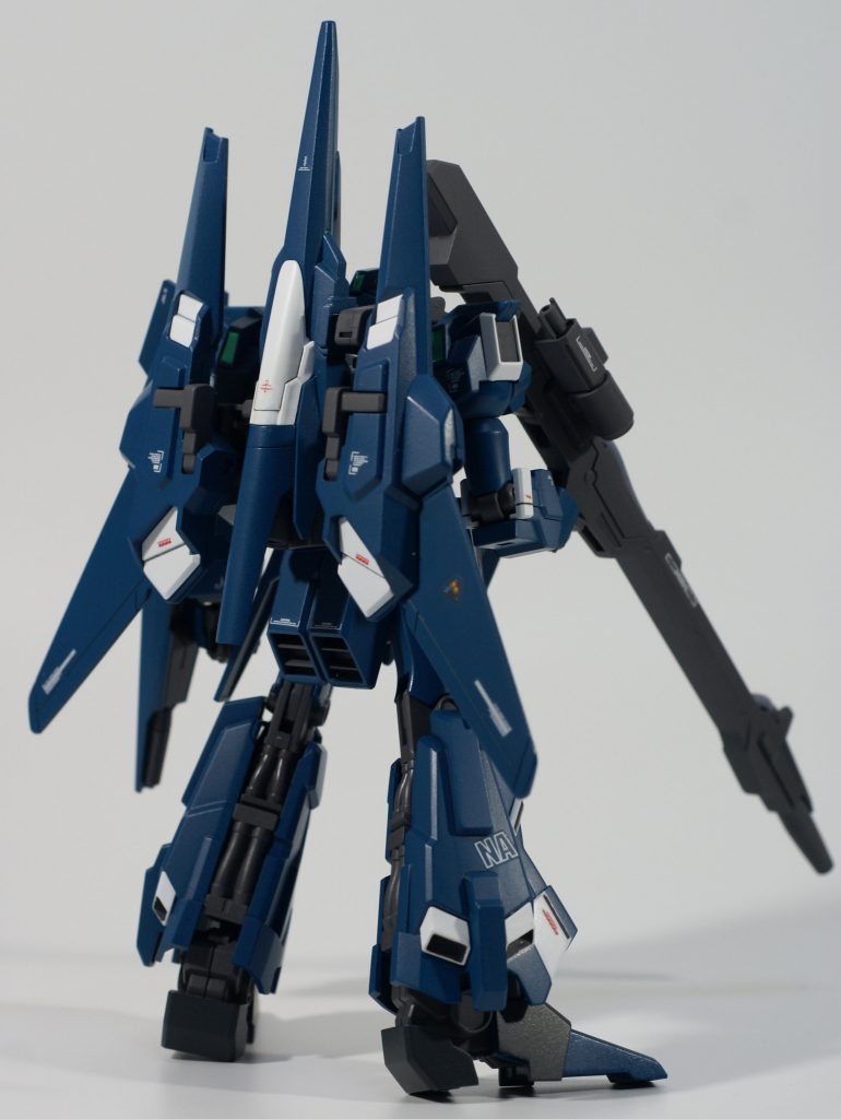 デカールワークはGFFを参考にしました。