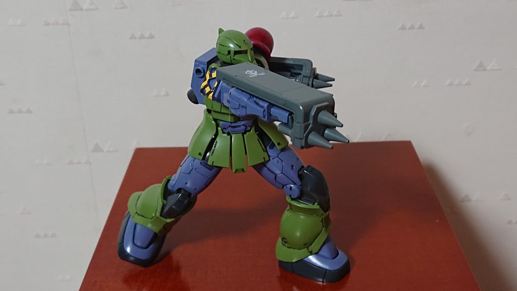 パイルバンカー!!!!いえ、スパイクシールドです。