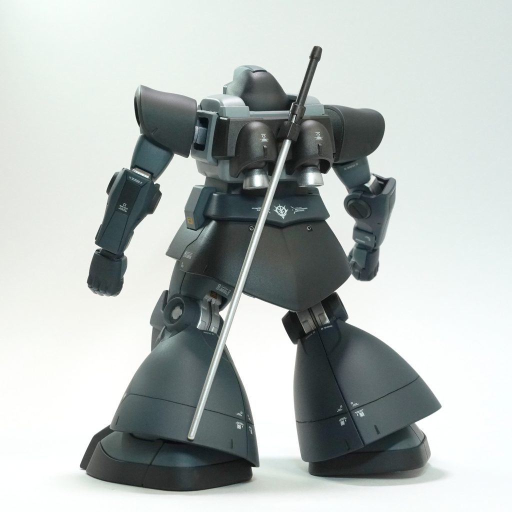 スミ入れはタミヤ スミ入れ塗料 （ブラック）を使用しています。デカールには別売りの水転写デカールを使用しました。