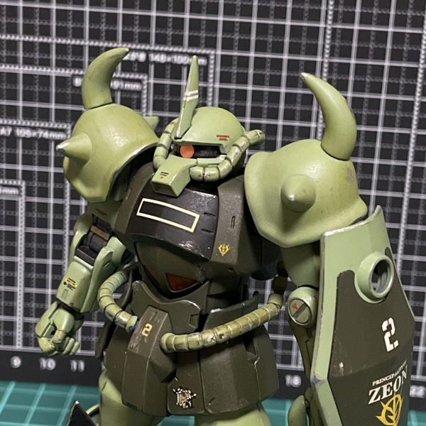 HG グフ（REVIVE）