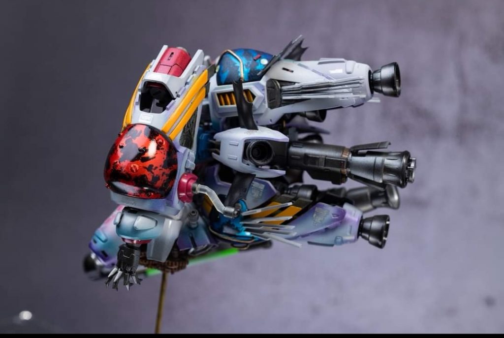 Curves show exquisite feeling of the design.