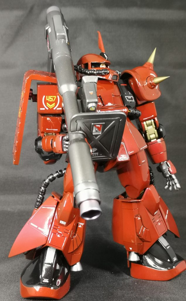 改造ポイントに書き忘れましたが、頭部形状をすこーしいじって目つきをちょっぴり悪くしてます。