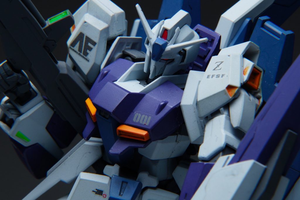 全体として非常にイケメン機体なんで塗装バリエーションを変えるだけでもそこそこカッコいいのがZ系の利点ですね🎵