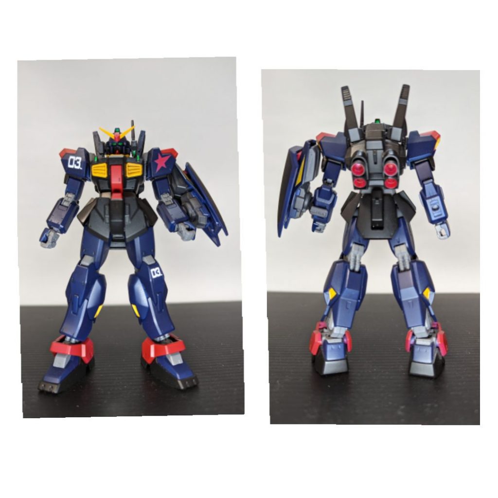 左肩に星マークとティターンズカラーに赤をアクセントカラーにしてます。