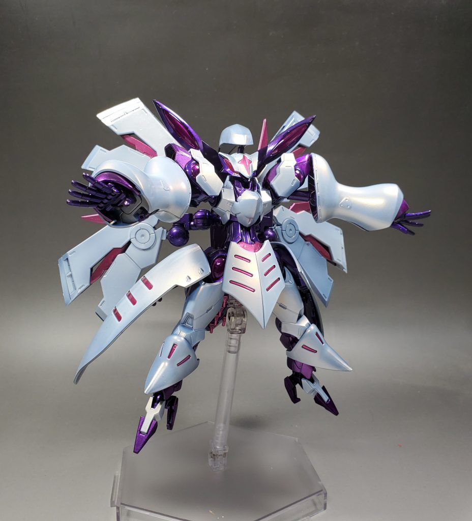 ベキルベウにキュベレイのパーツをミキシング。腕の接続にはMSGを使用しています。