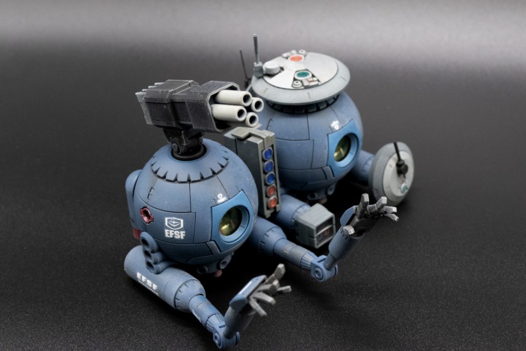 偵察タイプなので、カラーは暗めにしてみました。ブルー系も似合いますね。