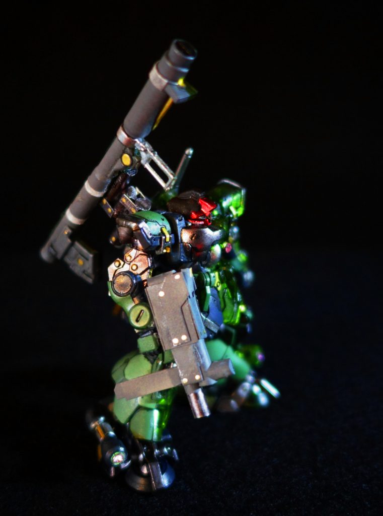 アナハイム高専の卒業制作は、「後進の育成に資するもの」という要件が課せられていたが、この卒業制作は高専教員からの評価もたかかった(とかなんとか)