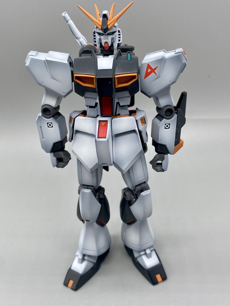 プレバンとかでファンネル別売とかして欲しい^ ^