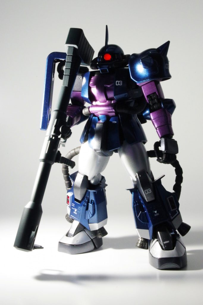 当たらなければッ…威圧感はたっぷりです。前作の修正としてLEDを5mm砲弾に変更しています。↓前作