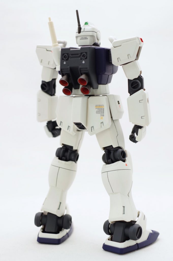 白い部分はグランプリホワイトで塗装。