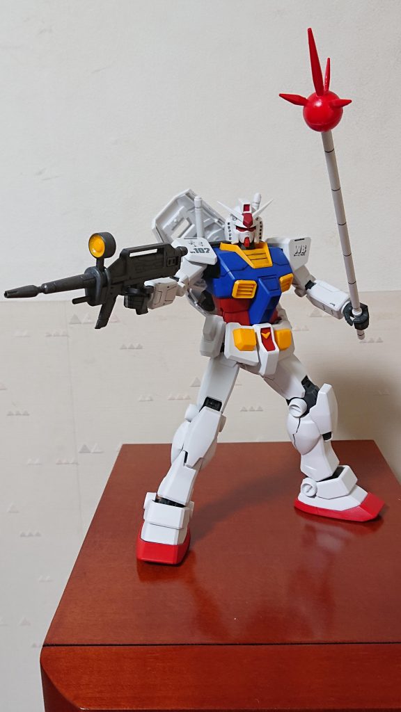 大失敗その②クリアパーツにホワイトサフ吹いてクリアレッド吹いたので普通のレッドに……（ ＴДＴ）何故、そのままクリアレッド吹かなかったのだろう……(笑)