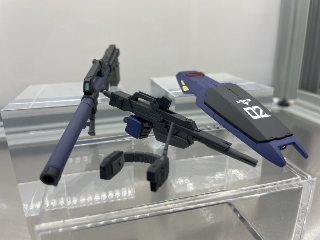 バルカンポッドは使用しないのでセンサー部分は未塗装。(つまりサボり)