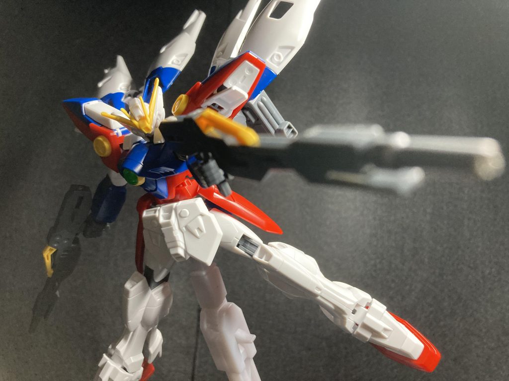 このキット弱点がボディと肩の接続部が上手くハマっていないという点ほんとそのぐらいですね！