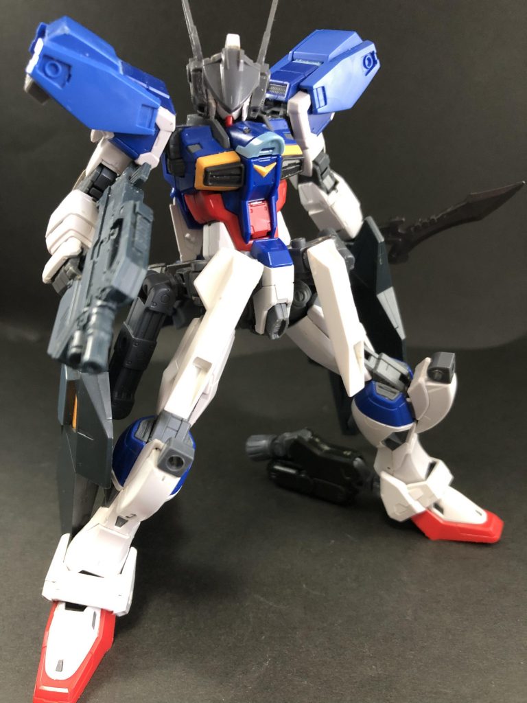 パージ後はマシンガンとアーマーシュナイダーで戦えます。