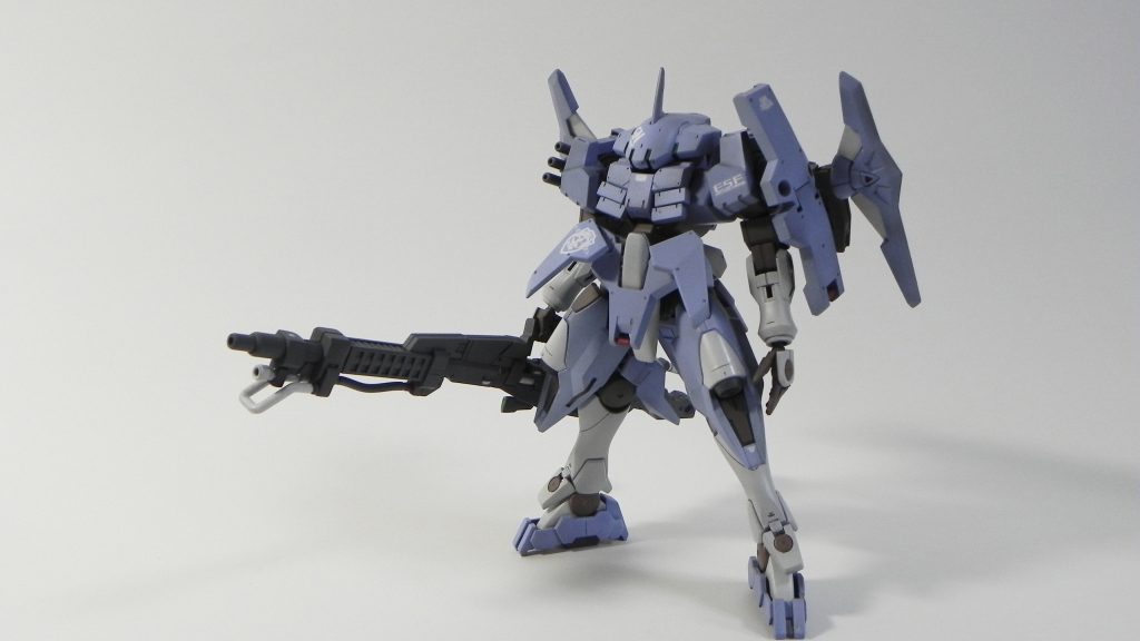 塗装は水性ホビーカラーで行ってます。デカールはoo凡庸から選択してます。