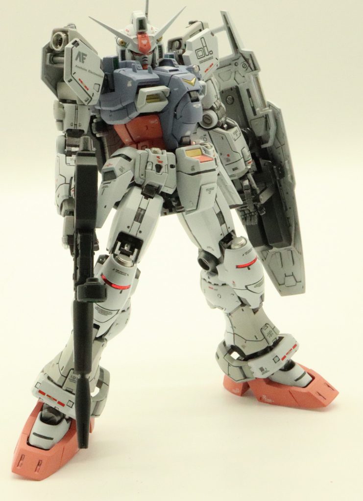 意外とマッシブな印象。